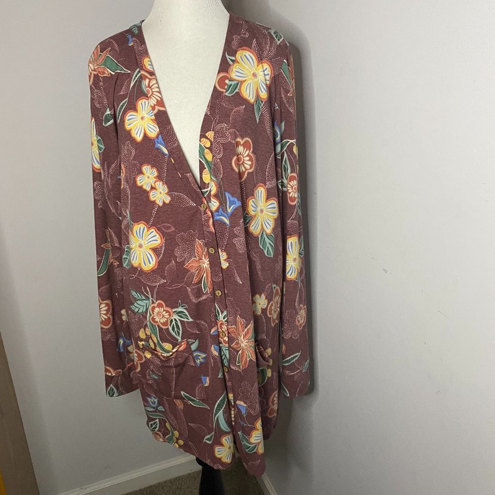 NWT Agnes & Dora Floral Print Essential Cardigan